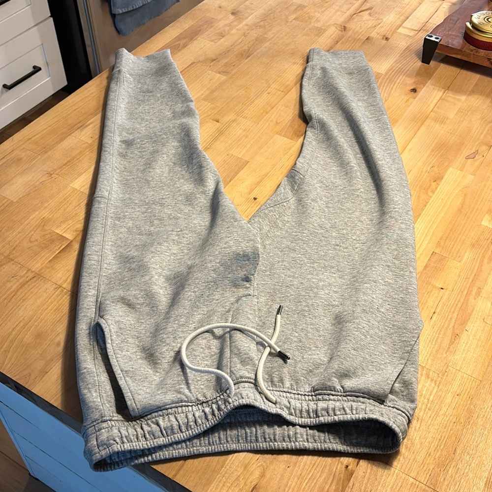 American eagle sweatpants men’s medium